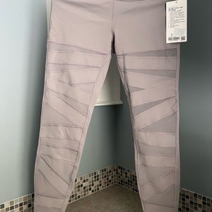 NWT Lululemon Wunder Under Tight 28” Mesh Size 10 DKCH